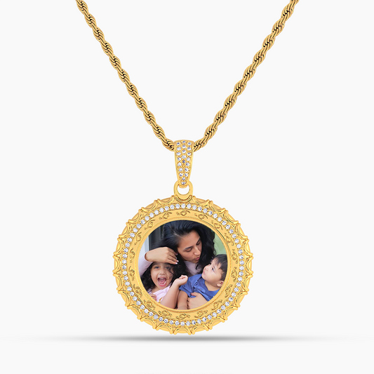 Royal Circle Photo Pendant